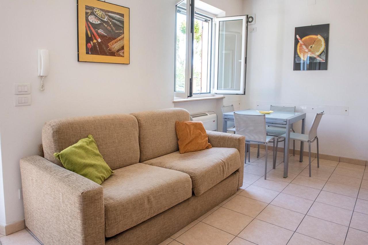 N11 - Numana, nuovo bilocale con giardino Apartment Sirolo Exterior foto