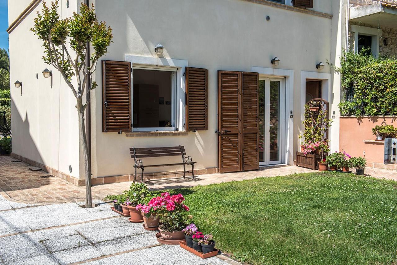 N11 - Numana, nuovo bilocale con giardino Apartment Sirolo Exterior foto
